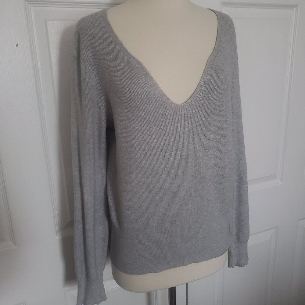 Leith Light Gray Ribbed Sweater - Picture 11 of 14